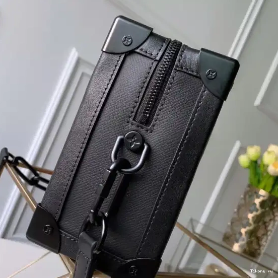 Affordable Vuitton Louis SOFT TRUNK 0521